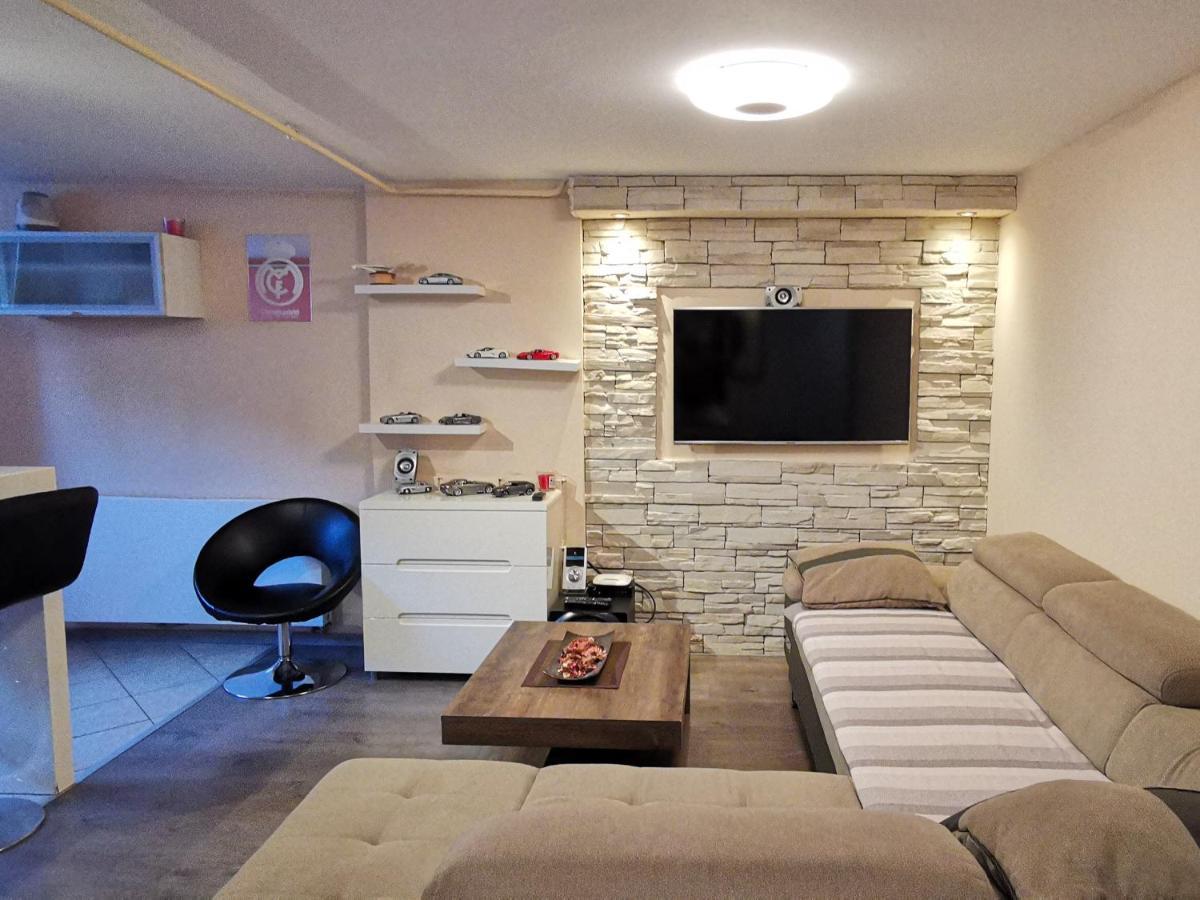 *** Apartment "In" Zagreb Luaran gambar